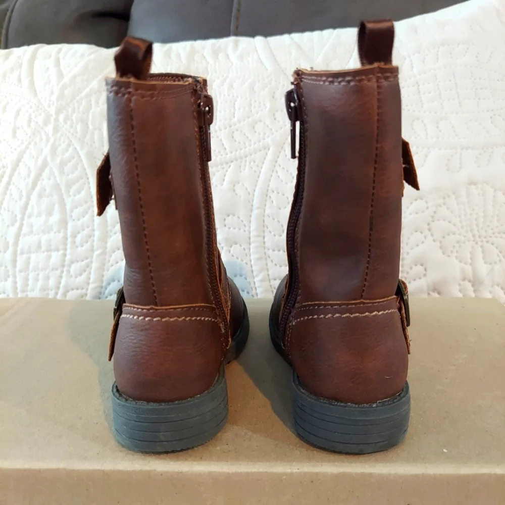 Carters brown boots inside zipper Size 6m